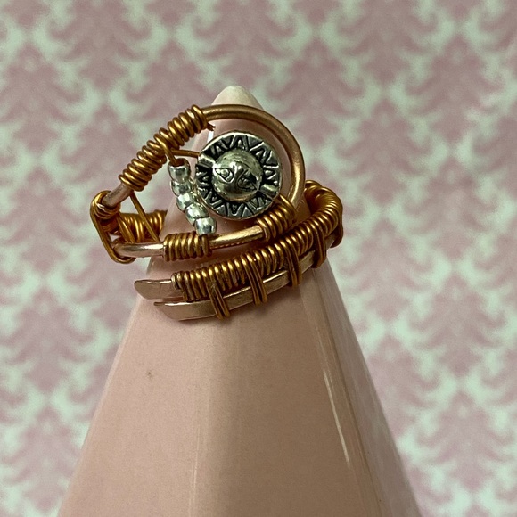 Handmade Wire weaved ring - Picture 4 of 8